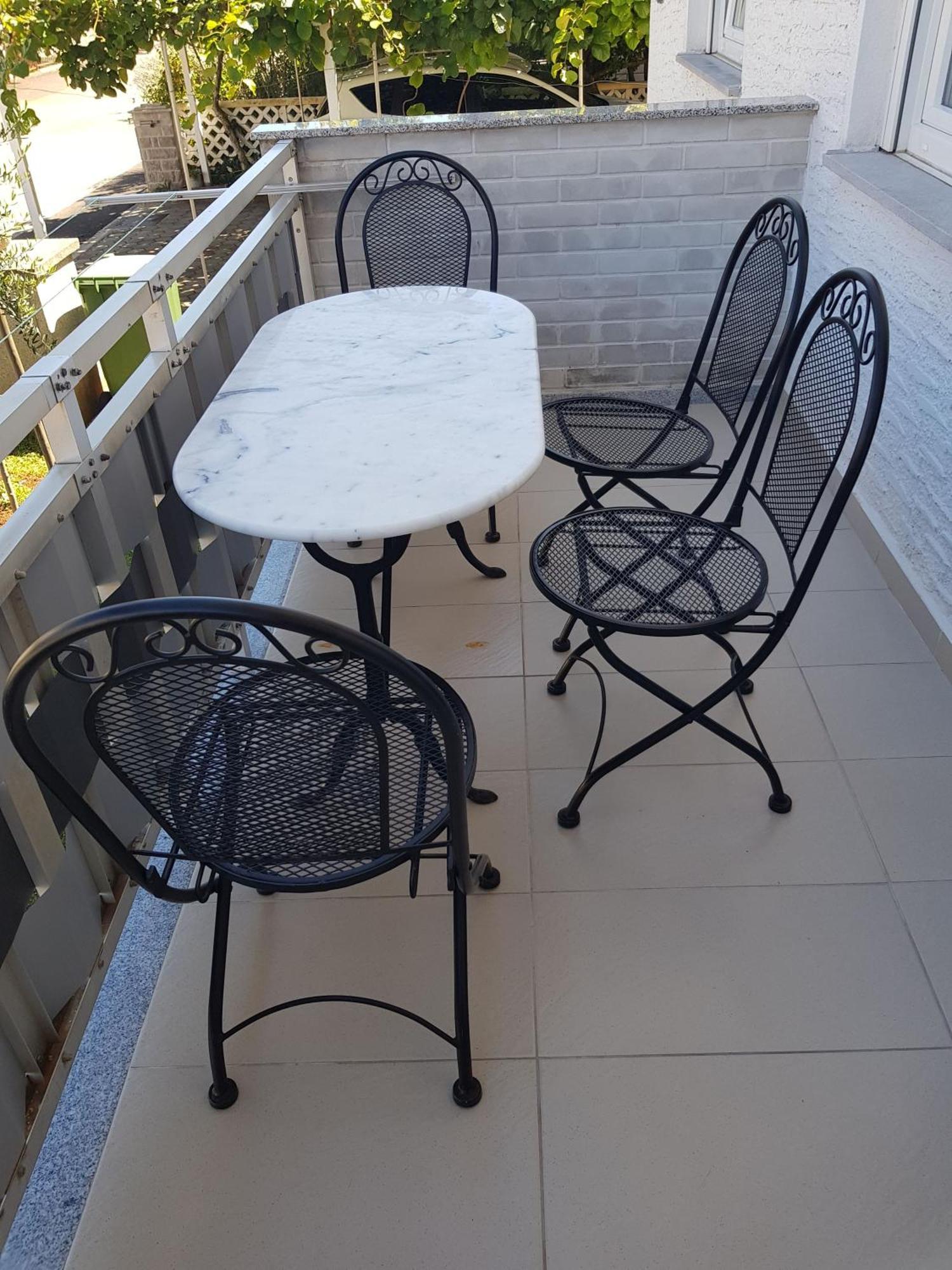 Hama Komunela Mit Garten Und Stellplatz *