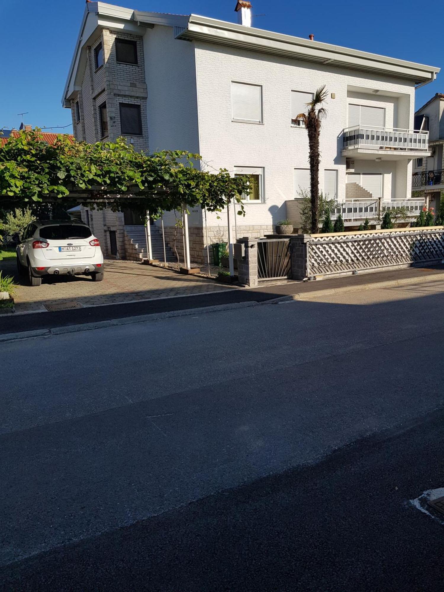 Hama Komunela Mit Garten Und Stellplatz Apartment Umag